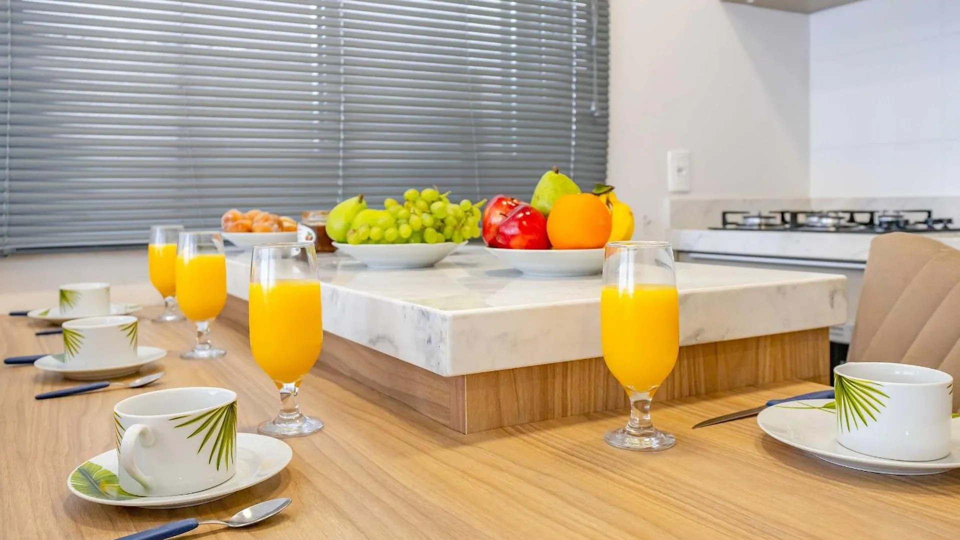 Loft Aconchegante A Poucos Minutos Da Praia De בומבינאס דירה